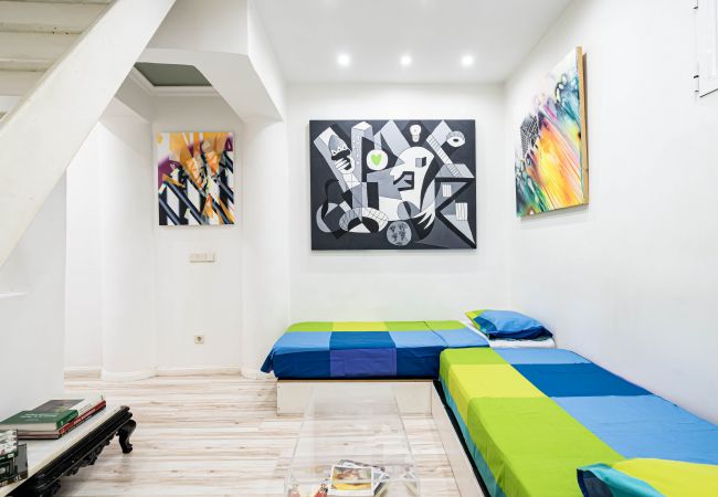 Apartamento em Madrid - Apartamento Teatro Real-Pza. San Martín Temporal Apartamento em Madrid - Apartamento Teatro Real-Pza. San Martín Temporal