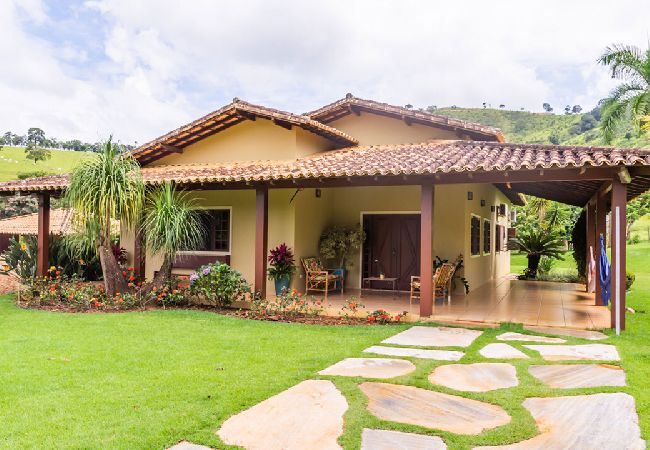 Casa em Capitólio - CASA CAPITÓLIO / ESCARPAS- Morada da Onça e Piscina