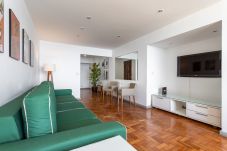 Apartamento em Rio de Janeiro - Vista para a praia de Copacabana | A1103