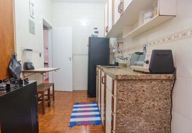 Apartamento em Rio de Janeiro - MAG504| Espaçoso apartamento em Copacabana Apartamento em Rio de Janeiro - MAG504| Espaçoso apartamento em Copacabana