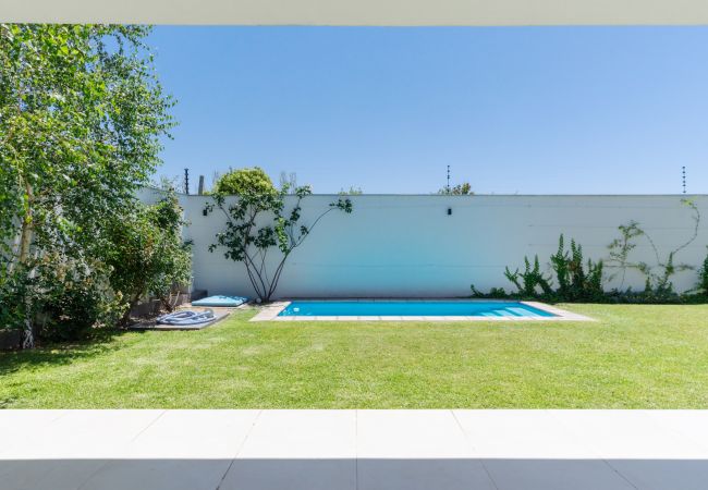 Casa em Maipù -  Casa con pileta y quincho a 5 minutos de Chacras! Casa em Maipù -  Casa con pileta y quincho a 5 minutos de Chacras!