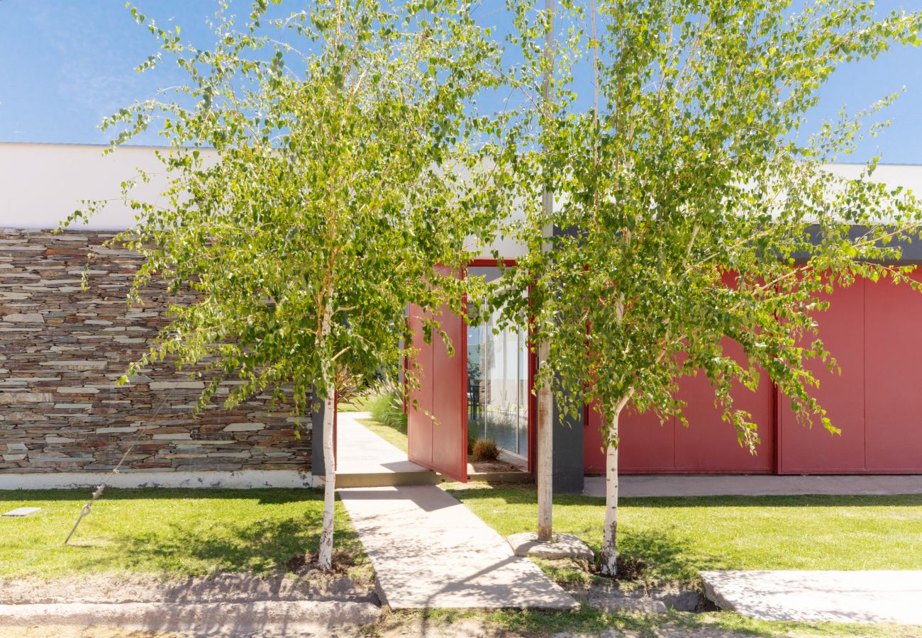 Casa em Maipù -  Casa con pileta y quincho a 5 minutos de Chacras! Casa em Maipù -  Casa con pileta y quincho a 5 minutos de Chacras!