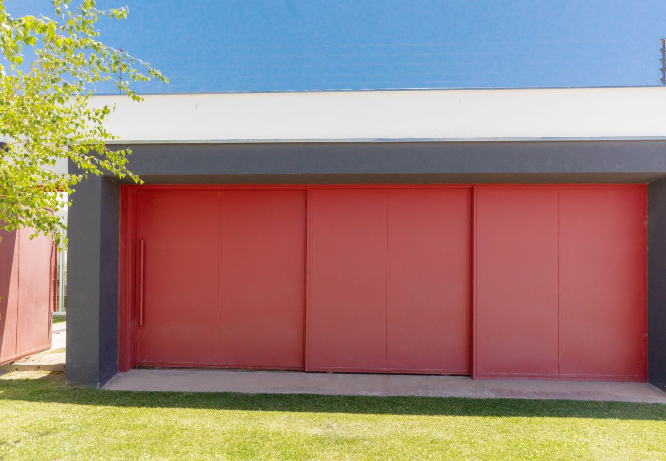 Casa em Maipù -  Casa con pileta y quincho a 5 minutos de Chacras! Casa em Maipù -  Casa con pileta y quincho a 5 minutos de Chacras!