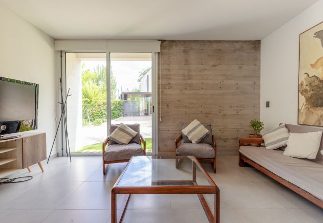 Casa em Luján de Cuyo - The Acacia Village: Colorful Lodge 8 Casa em Luján de Cuyo - The Acacia Village: Colorful Lodge 8