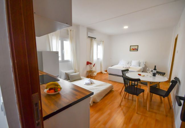  em Madrid - APARTAMENTO TETUAN 