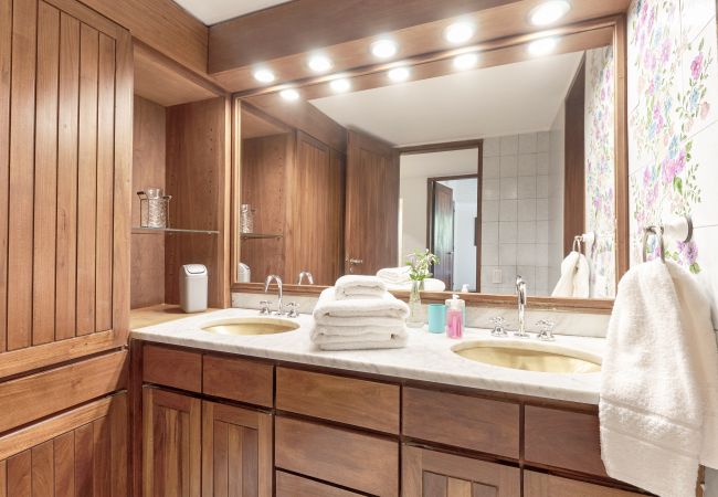 Casa em Luján de Cuyo -  Espectacular casa para grupos, opcional desayuno Casa em Luján de Cuyo -  Espectacular casa para grupos, opcional desayuno