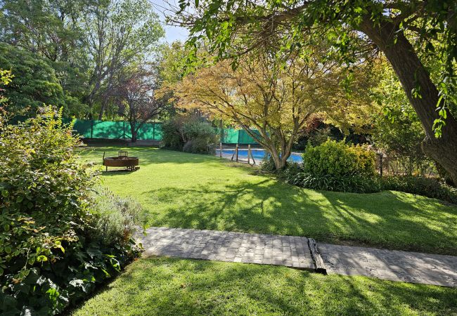 Casa em Luján de Cuyo -  Espectacular casa para grupos, opcional desayuno Casa em Luján de Cuyo -  Espectacular casa para grupos, opcional desayuno