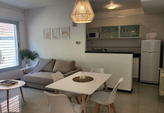 Apartamento em Mendoza - Cálido y Moderno en Complejo Privado, con Cochera