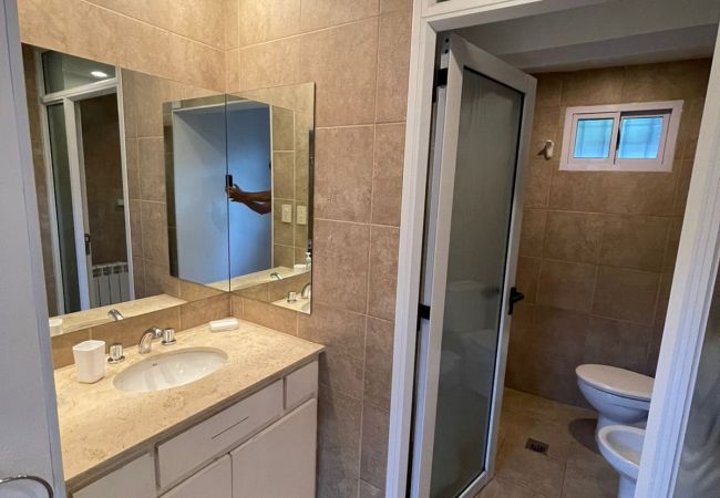 Casa em Luján de Cuyo -  Lindísima Casa con Jardín y Pileta en Chacras! Casa em Luján de Cuyo -  Lindísima Casa con Jardín y Pileta en Chacras!