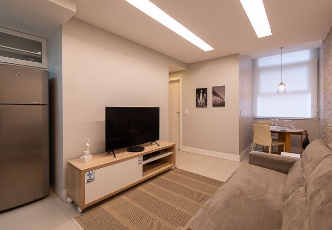 Apartamento em Rio de Janeiro - 3 minutos da praia de Copacabana | STC303 Apartamento em Rio de Janeiro - 3 minutos da praia de Copacabana | STC303