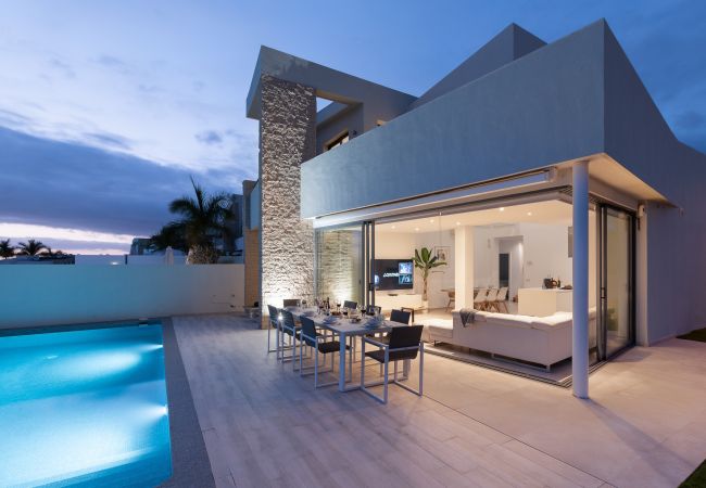 Vila em Adeje - Villa Horizon Luxe