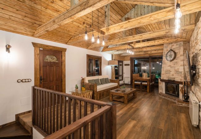 Chalé em Batres - Chalet de lujo Arroyomolinos Chalé em Batres - Chalet de lujo Arroyomolinos
