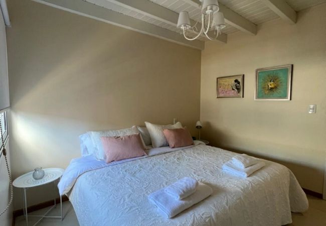 Casa em Luján de Cuyo -  Espacioso duplex cerca del mall Palmares Casa em Luján de Cuyo -  Espacioso duplex cerca del mall Palmares