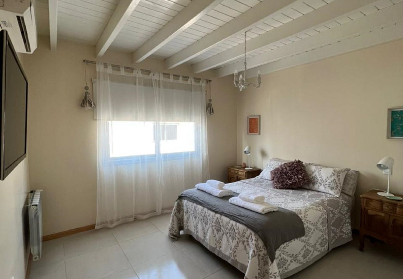 Casa em Luján de Cuyo -  Espacioso duplex cerca del mall Palmares Casa em Luján de Cuyo -  Espacioso duplex cerca del mall Palmares