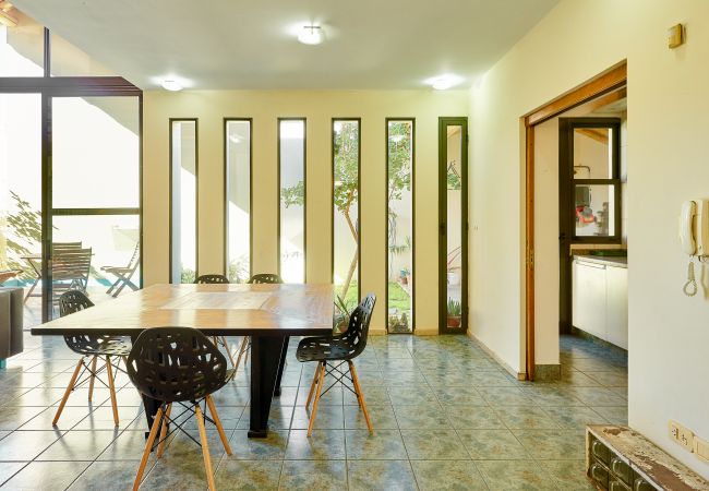 Casa em Mendoza - Espectacular casa cerca de Arístides Villanueva Casa em Mendoza - Espectacular casa cerca de Arístides Villanueva