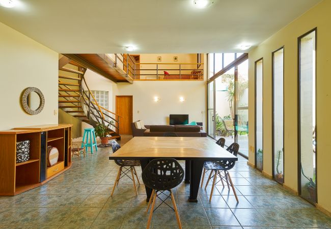 Casa em Mendoza - Espectacular casa cerca de Arístides Villanueva Casa em Mendoza - Espectacular casa cerca de Arístides Villanueva