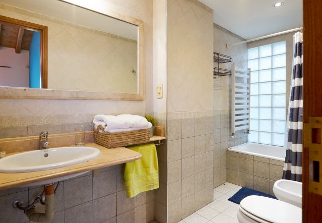 Casa em Mendoza - Espectacular casa cerca de Arístides Villanueva Casa em Mendoza - Espectacular casa cerca de Arístides Villanueva