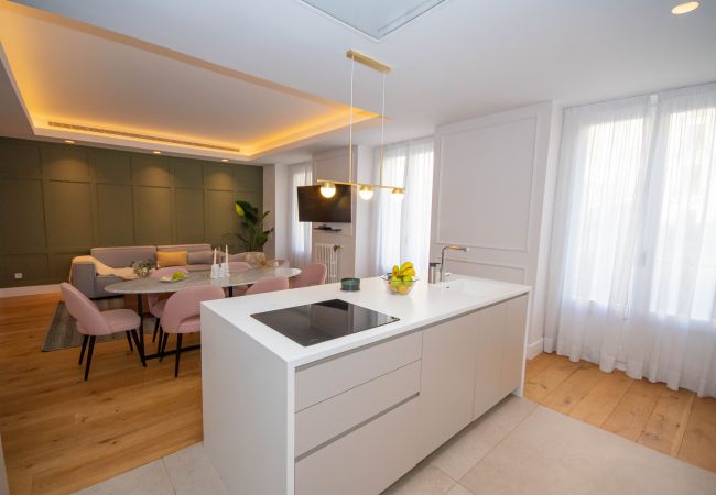 Apartamento em Madrid - Lujoso y Elegante Calle Alcalá Madrid Centro ALC35 Apartamento em Madrid - Lujoso y Elegante Calle Alcalá Madrid Centro ALC35