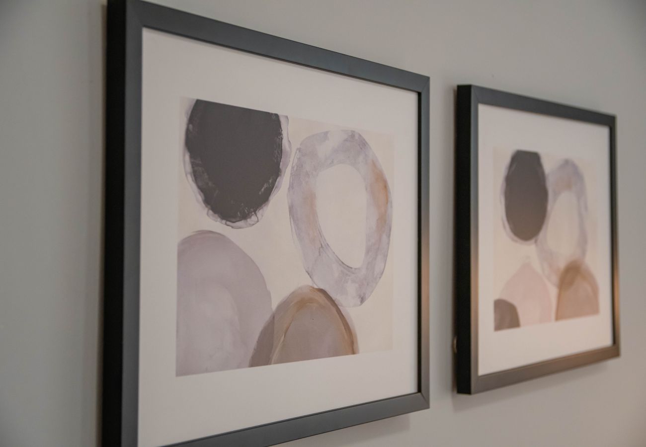 Apartamento em Madrid - Luminoso y amplio apartamento en Cuatro Caminos Madrid. Temporal  Apartamento em Madrid - Luminoso y amplio apartamento en Cuatro Caminos Madrid. Temporal