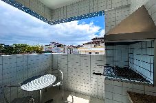 Apartamento em Ubatuba - Apto c churrasq, piscina a 350m Praia das Toninhas