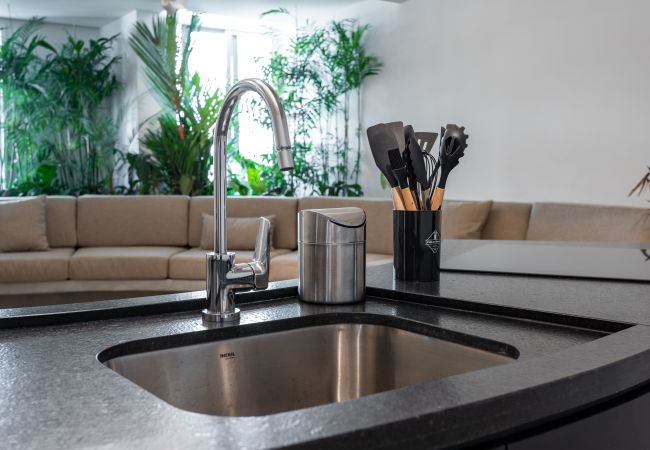 Apartamento em Rio de Janeiro - Maravilhoso em Copacabana | 2 quartos | NSC501B  Apartamento em Rio de Janeiro - Maravilhoso em Copacabana | 2 quartos | NSC501B