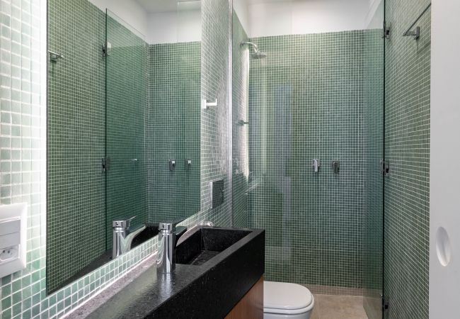 Apartamento em Rio de Janeiro - Maravilhoso em Copacabana | 2 quartos | NSC501B  Apartamento em Rio de Janeiro - Maravilhoso em Copacabana | 2 quartos | NSC501B