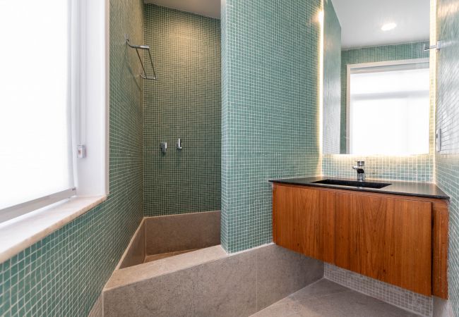 Apartamento em Rio de Janeiro - Maravilhoso em Copacabana | 2 quartos | NSC501B  Apartamento em Rio de Janeiro - Maravilhoso em Copacabana | 2 quartos | NSC501B