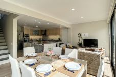 Casa em Machico - Solarium Villa by Atlantic Holiday