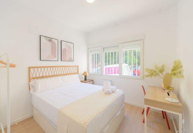 Apartamento em Madrid - Coqueto Apartamento una Habitación Ciudad Lineal