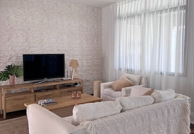 Casa em Mendoza -  Amplia y Luminosa Casa con Excelente Ubicación Casa em Mendoza -  Amplia y Luminosa Casa con Excelente Ubicación