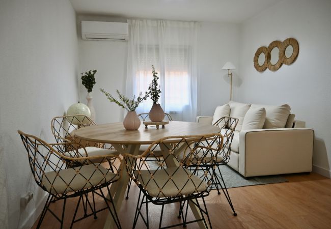 Apartamento em Madrid - Amplio y Cómodo apartamento en Entrevías