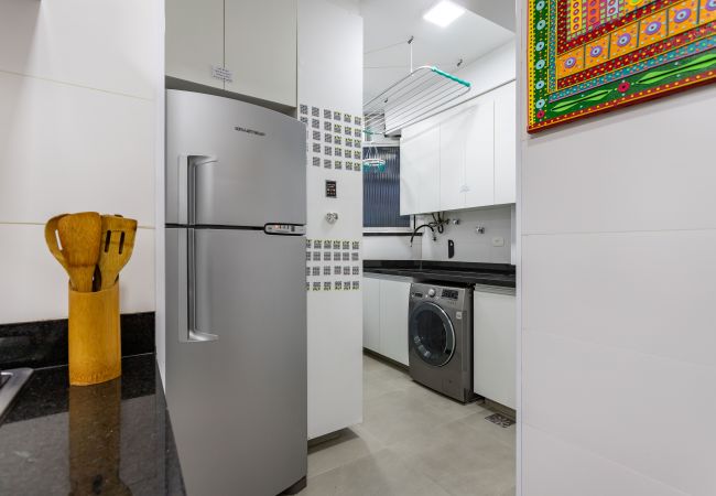 Apartamento em Rio de Janeiro - 3 minutos da praia do Leme | GRC701 Apartamento em Rio de Janeiro - 3 minutos da praia do Leme | GRC701