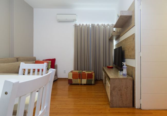 Apartamento em Rio de Janeiro - Brt401B|2 quartos em Copacabana, 10 min do Posto 3 Apartamento em Rio de Janeiro - Brt401B|2 quartos em Copacabana, 10 min do Posto 3