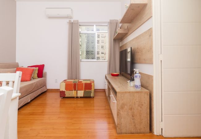 Apartamento em Rio de Janeiro - Brt401B|2 quartos em Copacabana, 10 min do Posto 3 Apartamento em Rio de Janeiro - Brt401B|2 quartos em Copacabana, 10 min do Posto 3