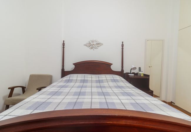 Apartamento em Rio de Janeiro - Brt401B|2 quartos em Copacabana, 10 min do Posto 3 Apartamento em Rio de Janeiro - Brt401B|2 quartos em Copacabana, 10 min do Posto 3