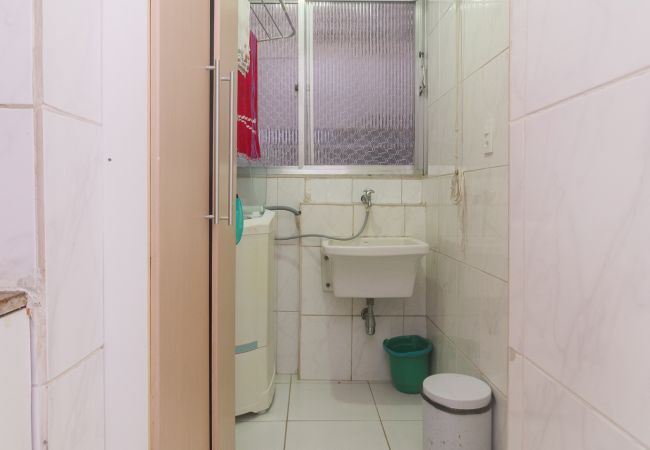 Apartamento em Rio de Janeiro - Brt401B|2 quartos em Copacabana, 10 min do Posto 3 Apartamento em Rio de Janeiro - Brt401B|2 quartos em Copacabana, 10 min do Posto 3