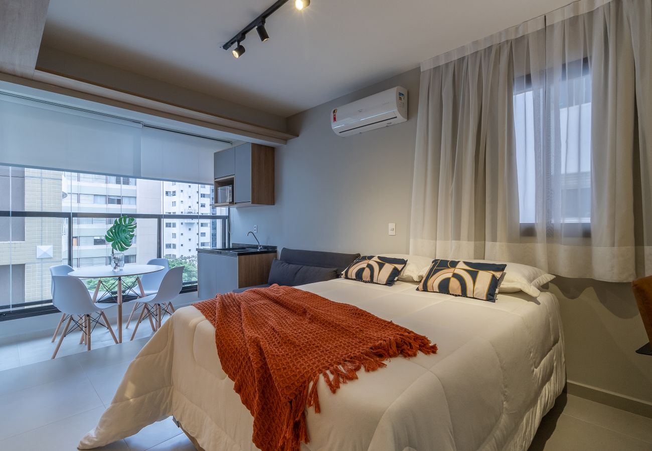 Apartamento em São Paulo - WEB710 Apartamento ao lado da Puc