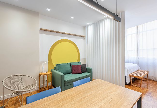 Apartamento em Rio de Janeiro - Estúdio com Wi-Fi a 200m da Praia de Copacabana/RJ Apartamento em Rio de Janeiro - Estúdio com Wi-Fi a 200m da Praia de Copacabana/RJ