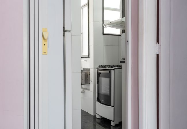 Apartamento em Rio de Janeiro - Charme em Copa | Ótimo para casais | MVC1103 Apartamento em Rio de Janeiro - Charme em Copa | Ótimo para casais | MVC1103