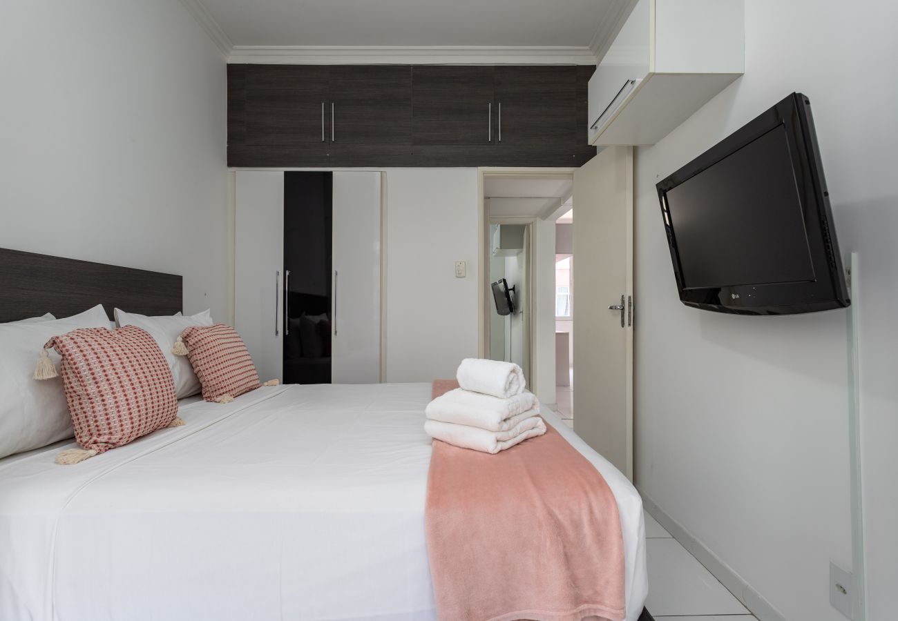 Apartamento em Rio de Janeiro - Perfeito em Copacabana |Quarto confortável| BR401  Apartamento em Rio de Janeiro - Perfeito em Copacabana |Quarto confortável| BR401