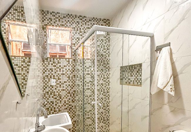 Apartamento em Rio de Janeiro - Ótimo studio c WiFi a 190m da Praia do Leme/RJ	 Apartamento em Rio de Janeiro - Ótimo studio c WiFi a 190m da Praia do Leme/RJ