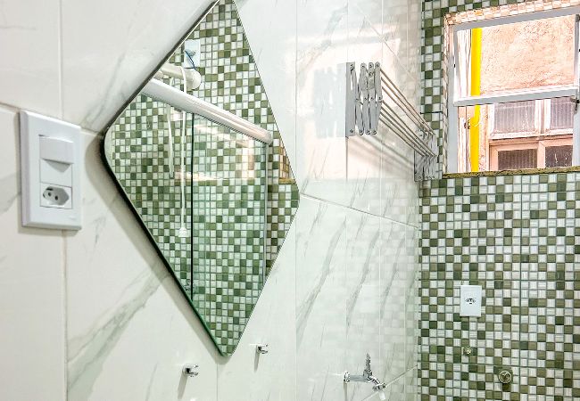 Apartamento em Rio de Janeiro - Ótimo studio c WiFi a 190m da Praia do Leme/RJ	 Apartamento em Rio de Janeiro - Ótimo studio c WiFi a 190m da Praia do Leme/RJ