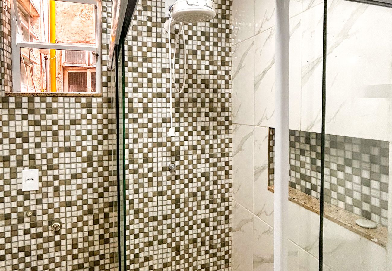 Apartamento em Rio de Janeiro - Ótimo studio c WiFi a 190m da Praia do Leme/RJ	 Apartamento em Rio de Janeiro - Ótimo studio c WiFi a 190m da Praia do Leme/RJ