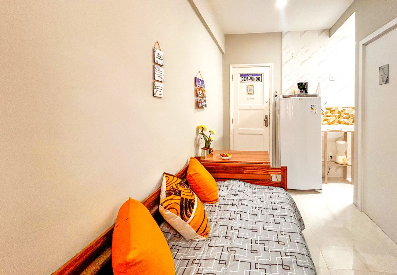 Apartamento em Rio de Janeiro - Ótimo studio c WiFi a 190m da Praia do Leme/RJ	 Apartamento em Rio de Janeiro - Ótimo studio c WiFi a 190m da Praia do Leme/RJ