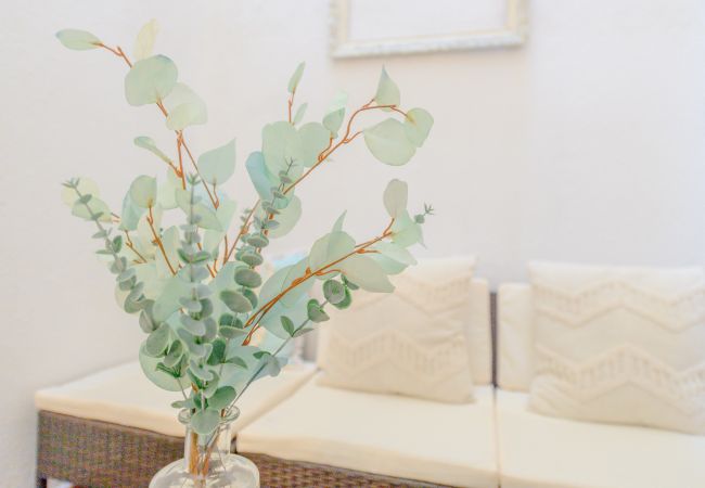 Apartamento em Madrid - Atractivo apartamento de un dormitorio con patio interior junto al Intercambiador de Avenida América Temporal Apartamento em Madrid - Atractivo apartamento de un dormitorio con patio interior junto al Intercambiador de Avenida América Temporal