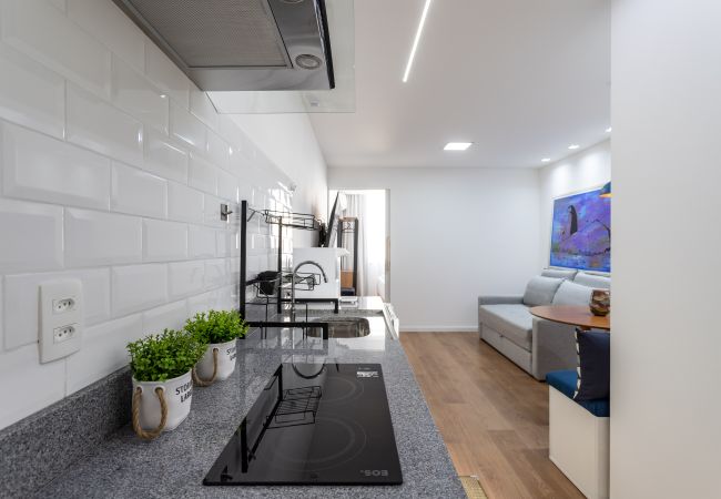 Apartamento em Rio de Janeiro - Afável em Copa | Ideal para casais | NSC1209 Apartamento em Rio de Janeiro - Afável em Copa | Ideal para casais | NSC1209