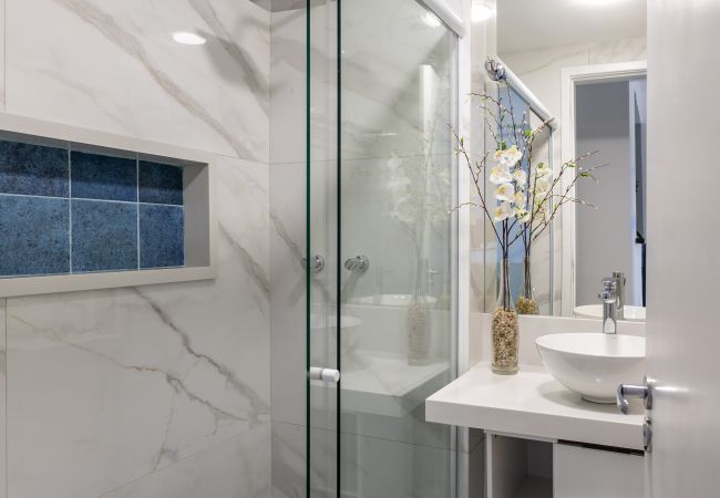 Apartamento em Rio de Janeiro - Charme em Botafogo | Bem decorado | SCT1202  Apartamento em Rio de Janeiro - Charme em Botafogo | Bem decorado | SCT1202