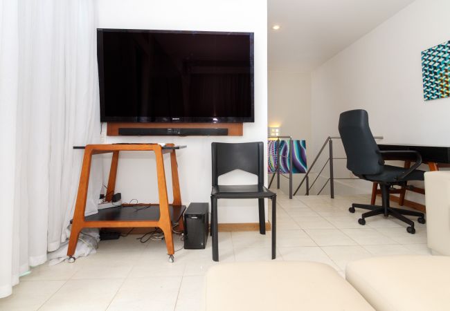 Apart-hotel em Rio de Janeiro - JON705 | Cobertura em Ipanema com vista pro Cristo Apart-hotel em Rio de Janeiro - JON705 | Cobertura em Ipanema com vista pro Cristo