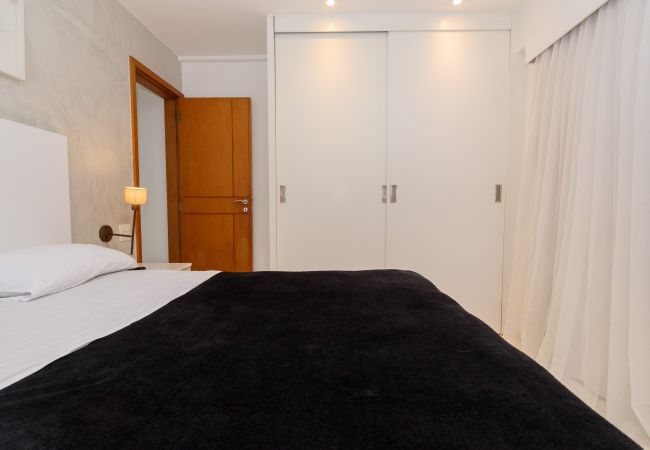 Apart-hotel em Rio de Janeiro - JON705 | Cobertura em Ipanema com vista pro Cristo Apart-hotel em Rio de Janeiro - JON705 | Cobertura em Ipanema com vista pro Cristo