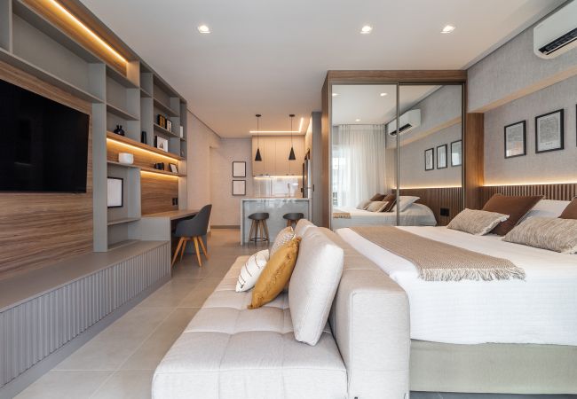 Estúdio em São Paulo - Studio Alto Padrão  Prox a Congonhas Estúdio em São Paulo - Studio Alto Padrão  Prox a Congonhas